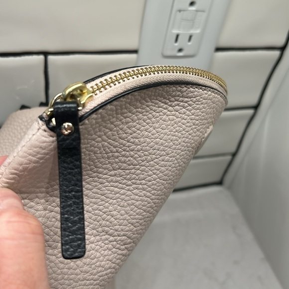 Kate Spade Boerum Place Small Devin Cross Body Shoulder Bag - Picture 5 of 16